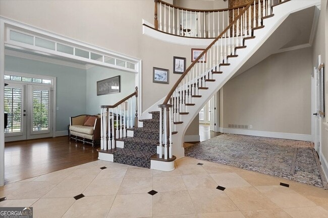 Building Photo - 530 Slane Trce