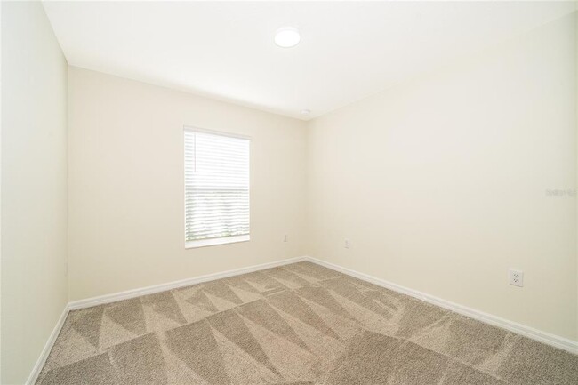 Building Photo - 9121 Oscraft Dr