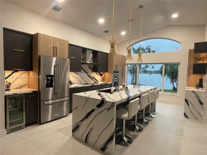 Building Photo - 5250 NW 53rd Ave