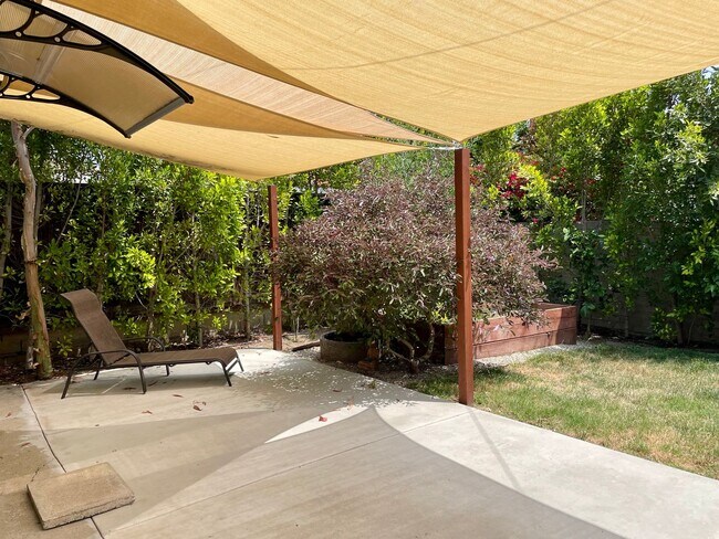 Building Photo - 4232 Verdugo Rd