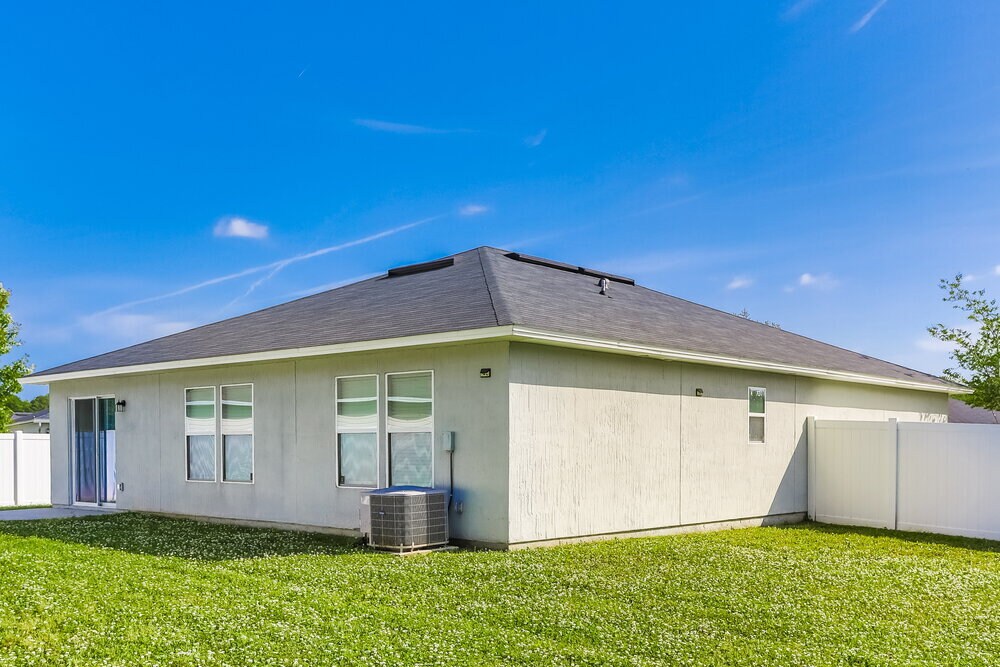 Building Photo - 6582 Winding Greens Dr