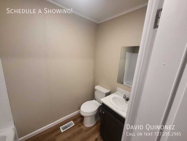 Building Photo - 266 N Blackwood Dr