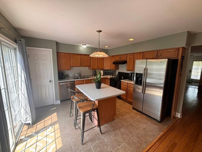 Building Photo - 1459 Mohr Cir