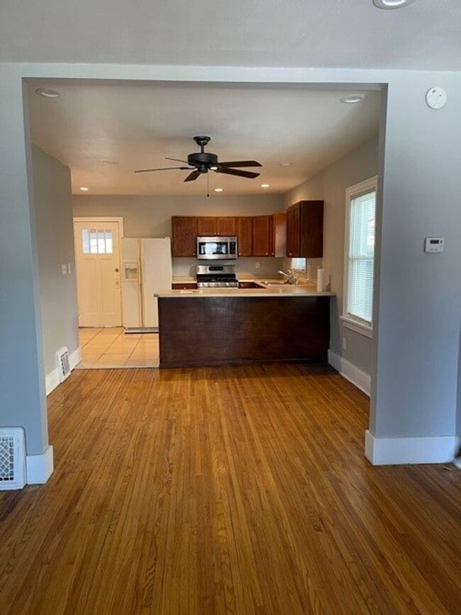 Building Photo - 2919 Jones St