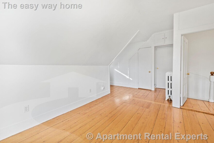 Building Photo - 30 Healey St