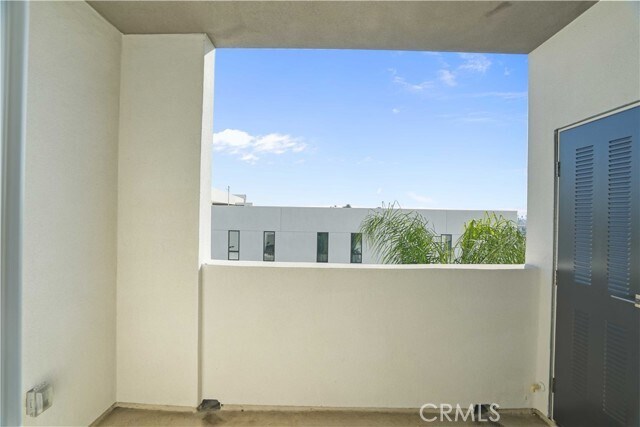 Building Photo - 8750 Sepulveda Blvd