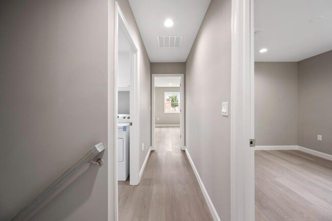 Building Photo - 2253 Papermill Rd