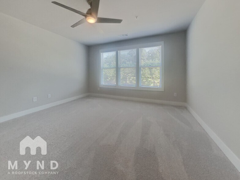 Building Photo - 1273 Windmill Pkwy