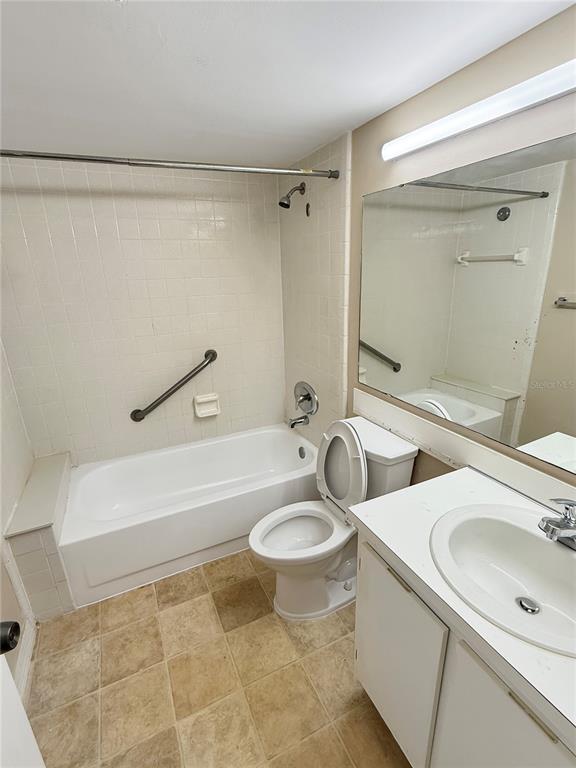 Building Photo - 1627 S Pine Ridge Cir