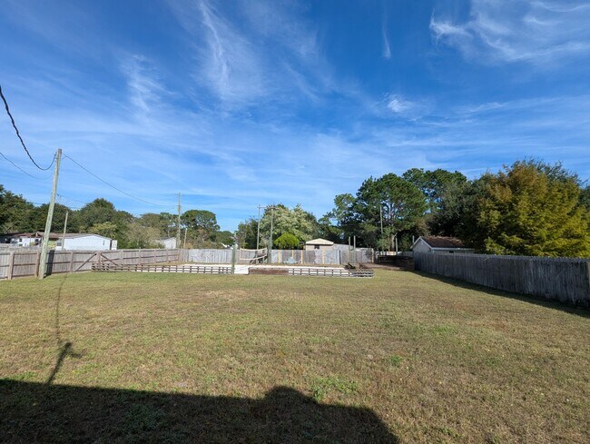 Building Photo - 8129 Segura St