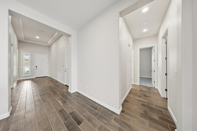 Building Photo - 4897 N 207th Ln