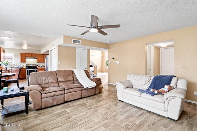 Building Photo - 12564 Paseo Alegre Dr