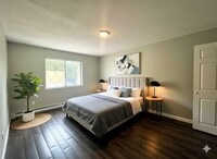 Building Photo - 300 Smithfield Rd