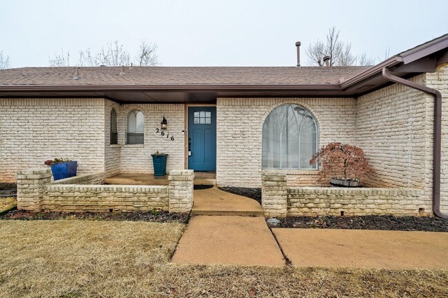 Building Photo - Welcome to your new home!