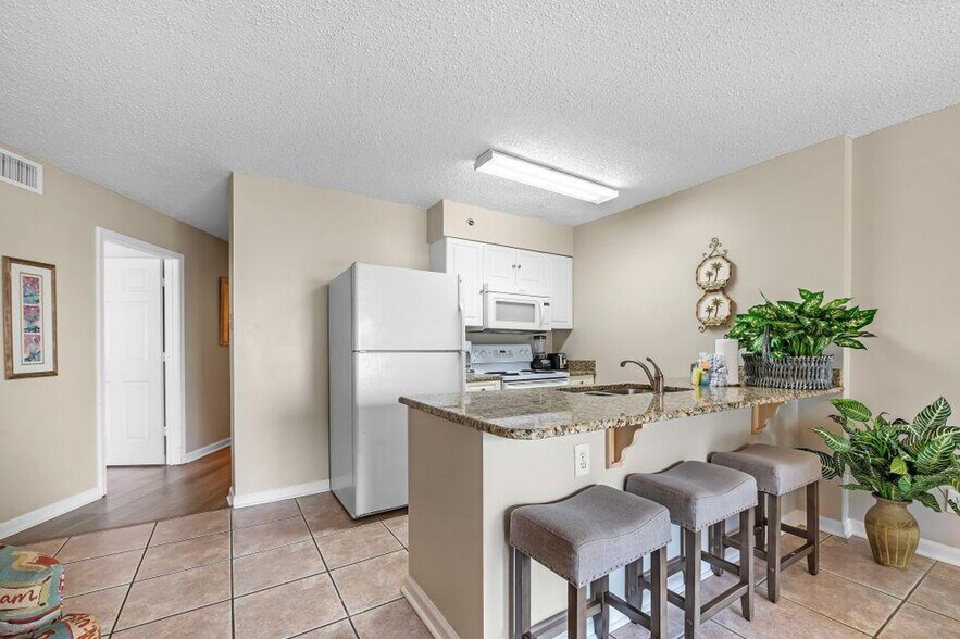 Building Photo - 24568 Perdido Beach Blvd