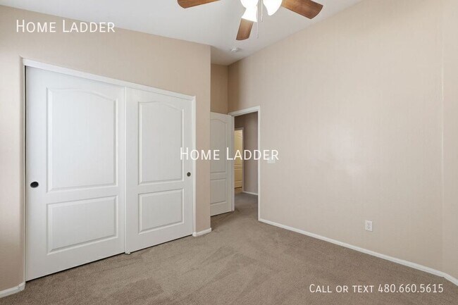 Building Photo - 4101 E Longhorn St