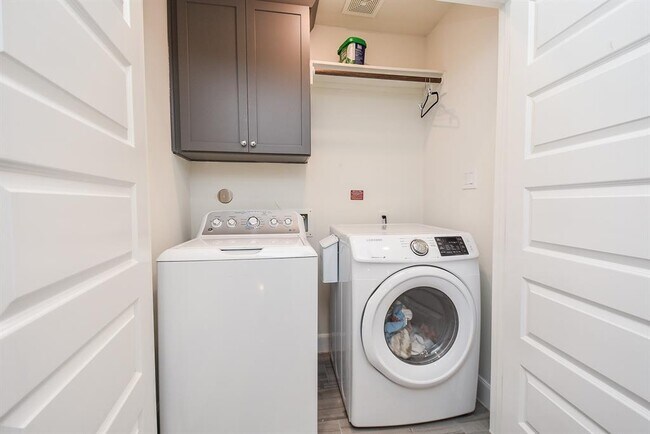 Building Photo - 2703 Eado Edge Ct