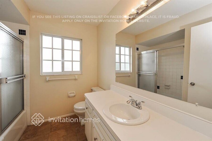 Building Photo - 7216 14th Ave NW