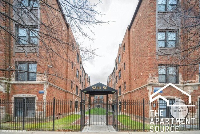 Building Photo - 5214 1/2 S Drexel Ave