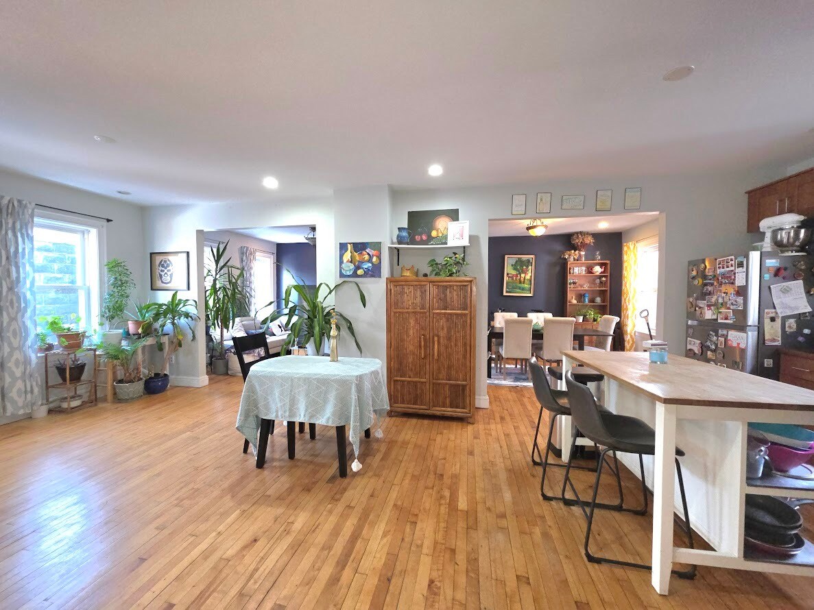 Building Photo - 5 Gore Street Pl