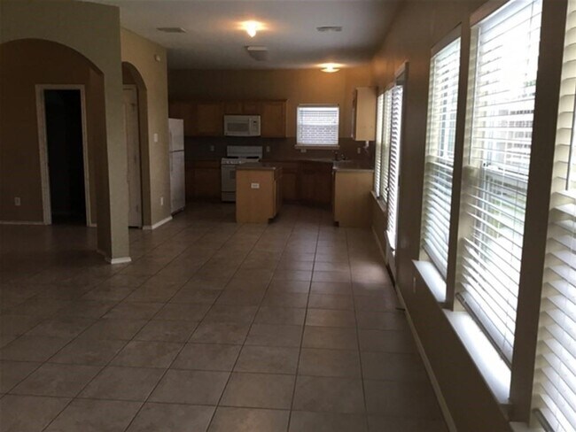 Building Photo - 6205 Ozark Tr