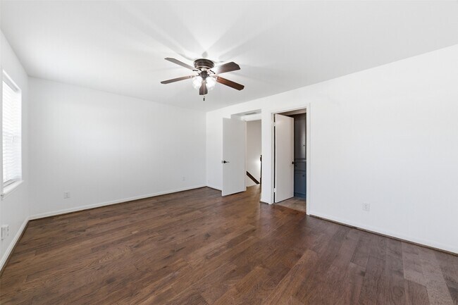 Building Photo - 8614 Oakford Dr