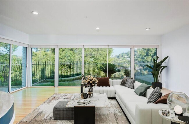 Building Photo - 3610 Scadlock Ln