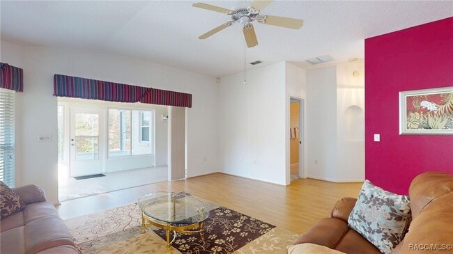 Building Photo - 761 W Sunbird Path