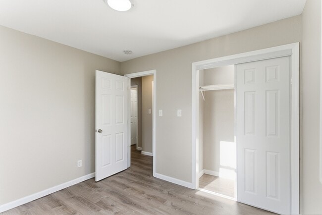 Building Photo - 365 Old Dandridge Pike