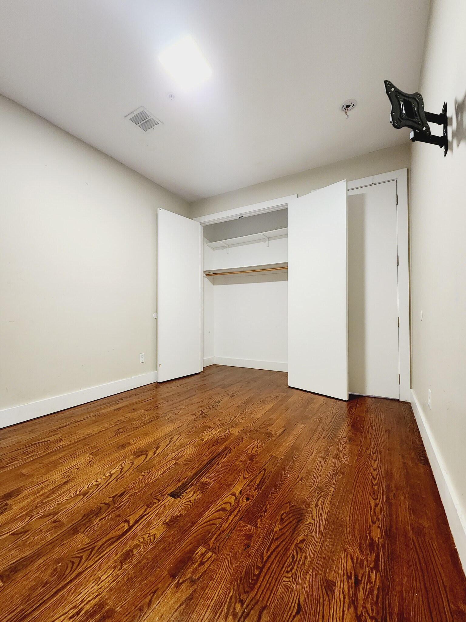 409 Ocean Ave 304 - 409 Ocean Ave