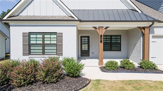 Building Photo - 38 Winding Rose Dr