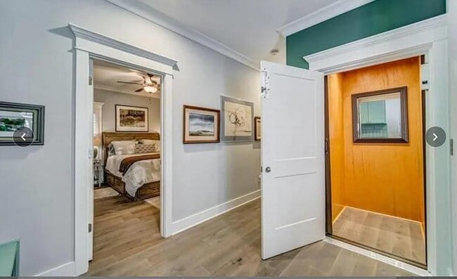 Building Photo - 830 Grove Bnd