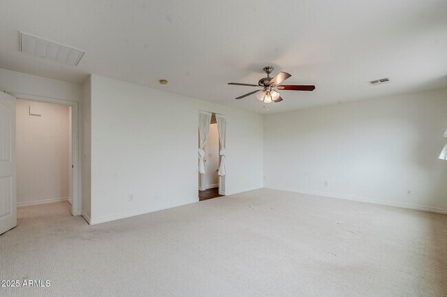 Building Photo - 2744 E Donato Dr