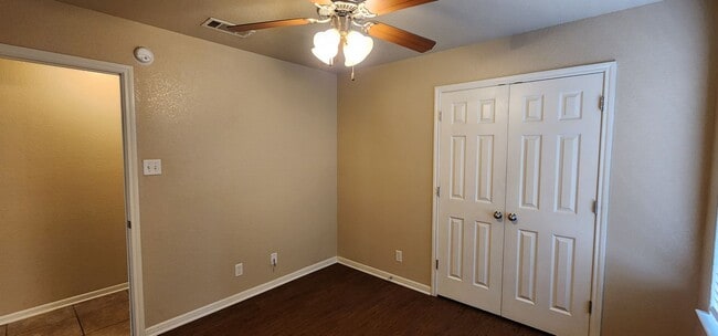 Building Photo - 3 Bedroom 2 bath Duplex South Killeen VIEWABLE SOON