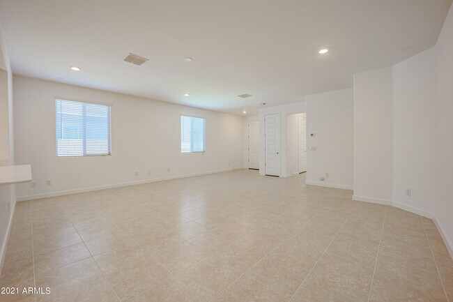 Building Photo - 16556 W Alameda Rd