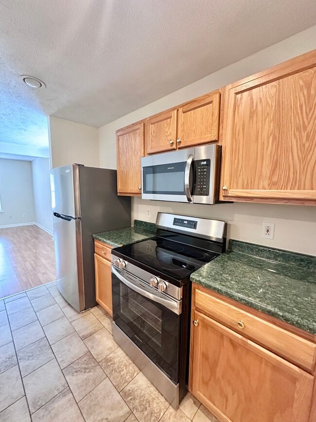 Building Photo - Wonderful 3 Bedroom 2 Bath Home Now Available!