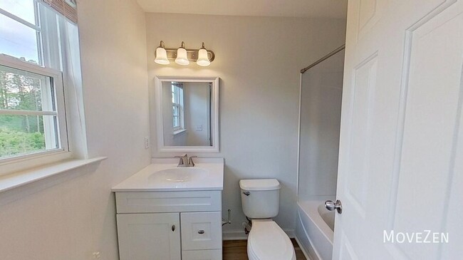 Building Photo - 1202 Savin Landing