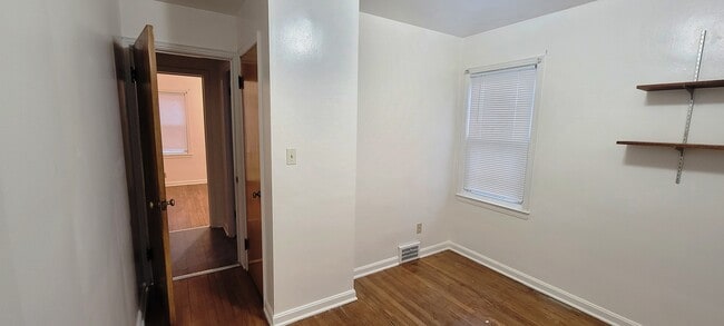 Building Photo - 6075 W 54th St