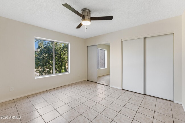 Building Photo - 540 N May