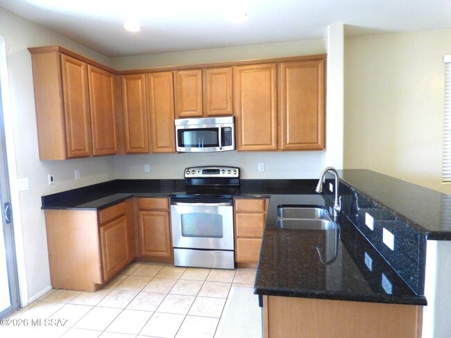 Building Photo - 14377 N Bannerstone Ct