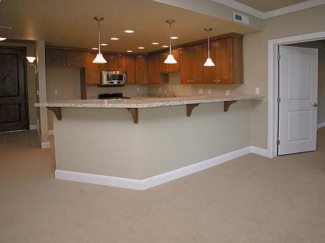 Building Photo - 88 S 900 E
