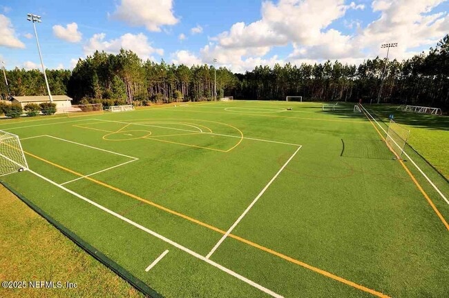 Building Photo - 292 Servia Dr