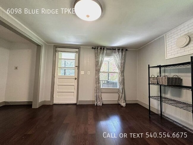 Building Photo - 6098 Blue Ridge Turnpike