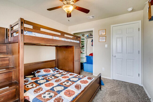 Building Photo - 2940 Mistywood Ln