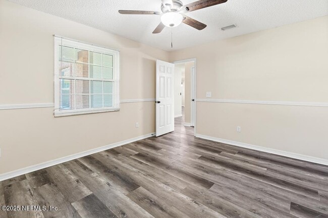 Building Photo - 2887 Lantana Lakes Dr