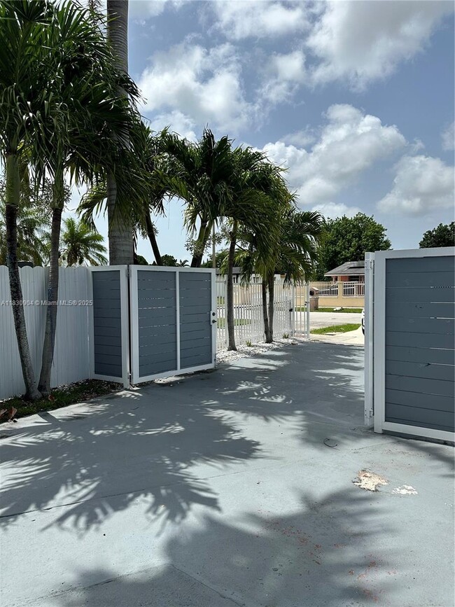 Building Photo - 11631 SW 179th Terrace