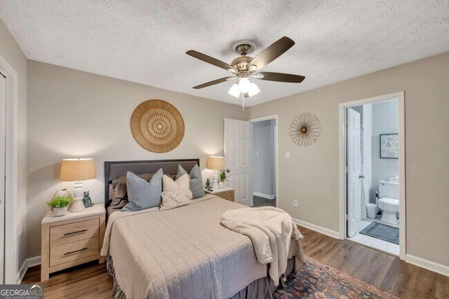 Building Photo - 4375 Coopers Creek Dr SE