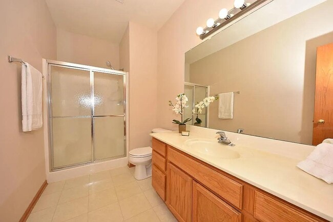 Building Photo - 2102 Seminole St