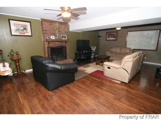 Building Photo - 246 Bayfield Loop