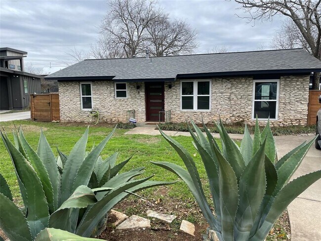 Building Photo - 4619 Jinx Ave